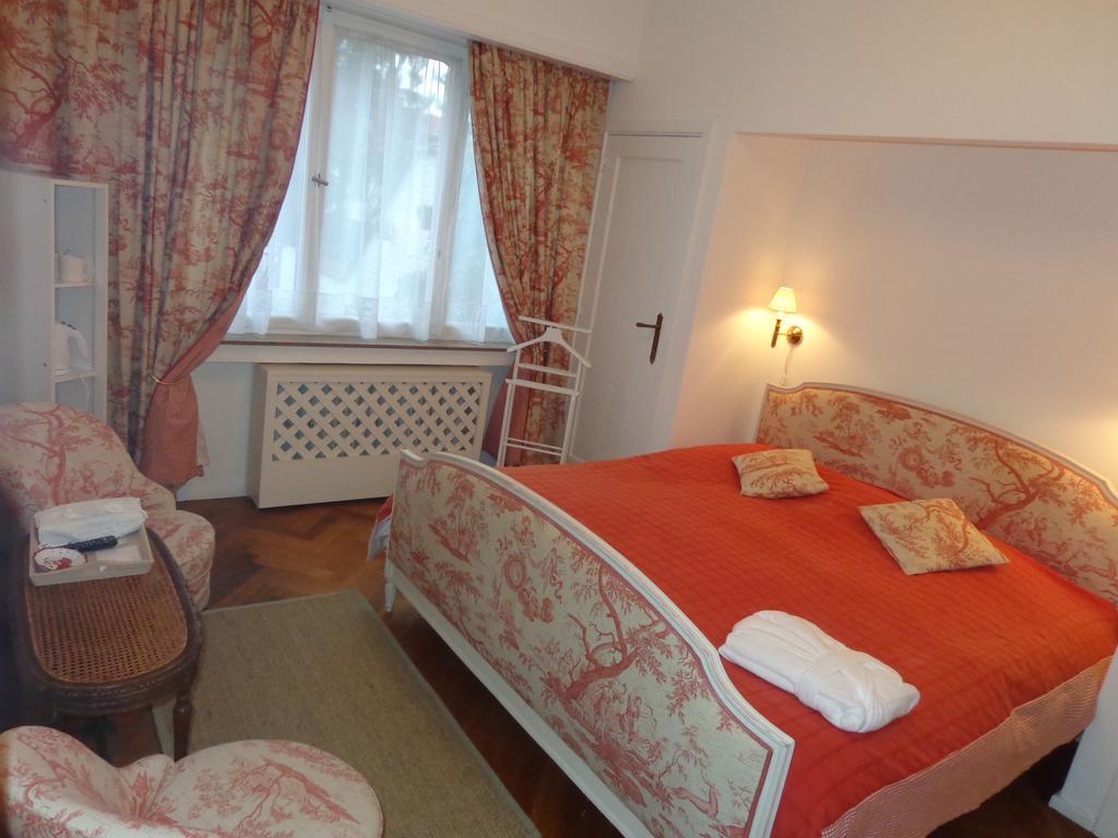 B&B Capitaine Piret Woluwe-Saint-Lambert Εξωτερικό φωτογραφία